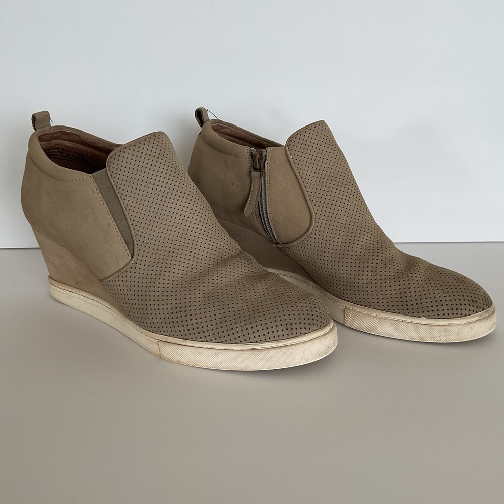 Caslon Women’s Wedge Sneakers Leather Size 10